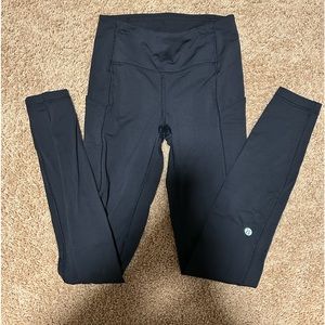 black lulu lemon leggings
